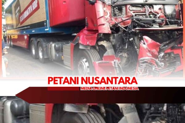 Truk Gudang Garam Kecelakaan di Jombang, Tabrak Tronton Hingga Ringsek